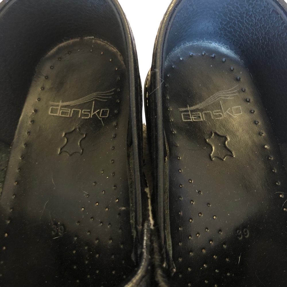 Dansko Black Leather Embossed Shoes size 39 (8.5) - Picture 5 of 10